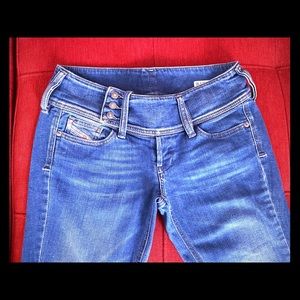 DIESEL JEANS LIKE NEW